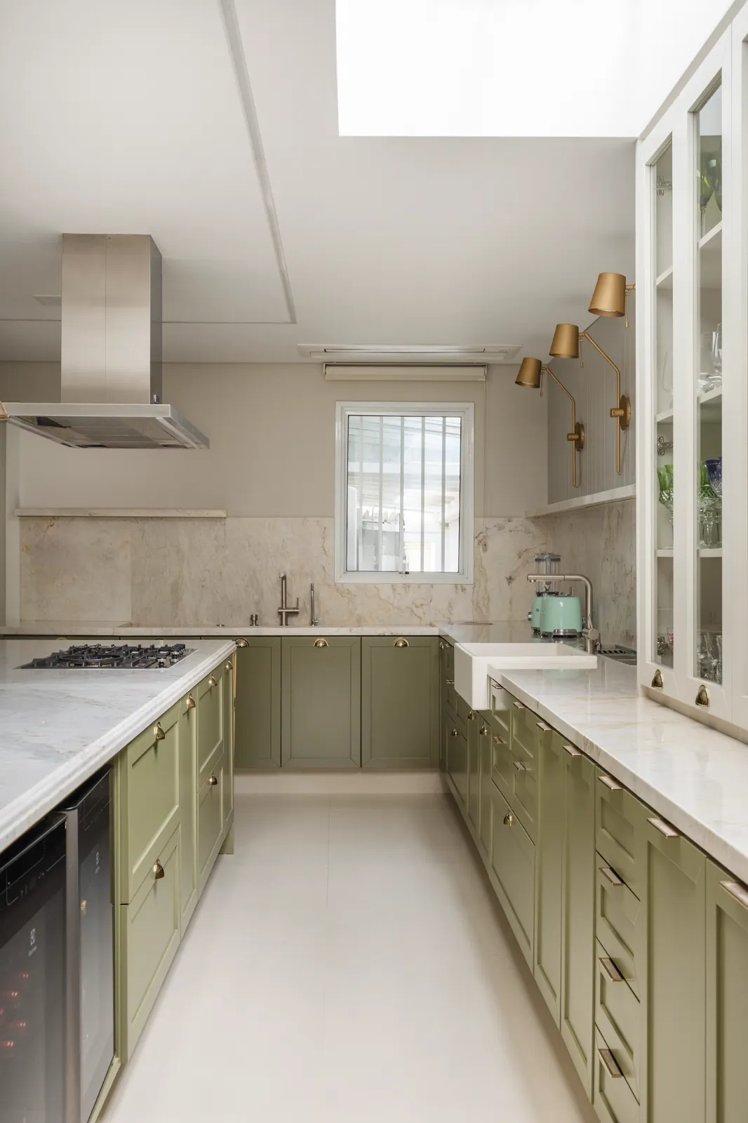 Casa Bem-Te-Vi, cozinha verde sálvia