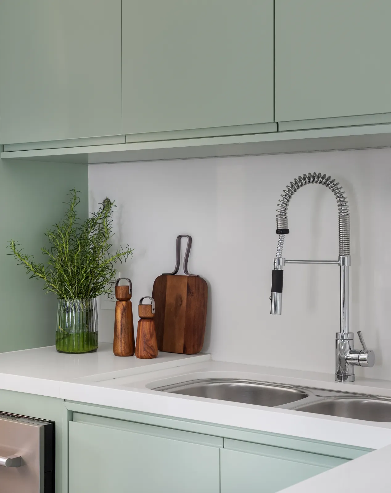 Apartamento Rouxinol, detalhe da bancada da cozinha