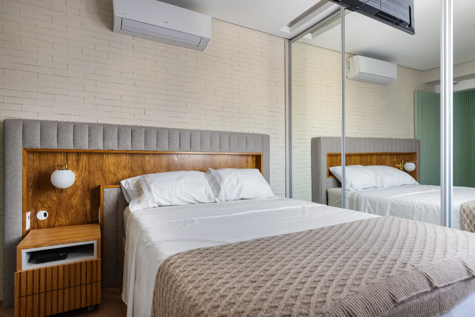 Apartamento Rouxinol, suíte do casal